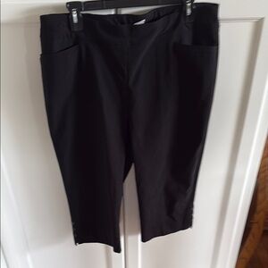 Chico's Black cropped Pants